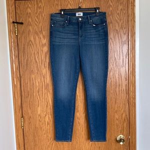 Paige size 31 skinny jeans never worn. Nice soft denim never worn🌺